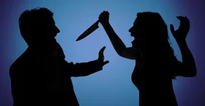 Школьница зарезала своего парня из ревности.webp